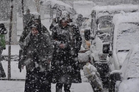 karakis1jpg-qQnDrW-iXEqLNuCI7Fsv8g