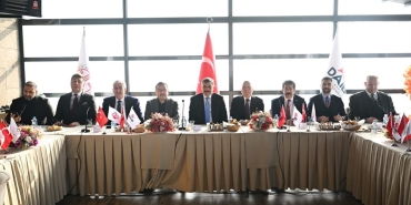 İHRACAATIN SORUNLARI MASAYA YATIRILDI