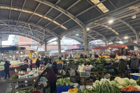 HALK PAZARINDA ALIM GÜCÜ DÜŞTÜ