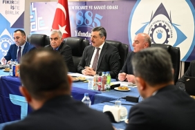 VALİ ÇİFTÇİ’DEN “KALİFİYE ELEMAN” ÇIKIŞI