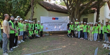 BÜYÜKŞEHİR’DEN GENÇLERE ÇEVRE DOSTU İSTİHDAM GÜNEŞ OKULU PROJESİNDE SONA GELİNDİ