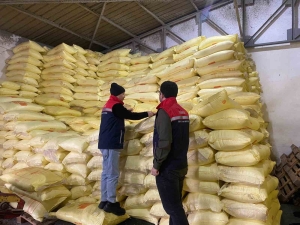 EDİRNE'DE GÜBRE SATIŞI YAPAN BAYİLERE SIKI DENETİM BAKAN YUMAKLI TALİMAT VERDİ, DENETİMLER ARTTIRILDI