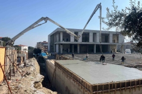 BULDAN OTOGAR İNŞAATINDA SONA YAKLAŞILIYOR DENİZLİ BÜYÜKŞEHİR BELEDİYESİ TARAFINDAN ÇOK YÖNLÜ OTO SANTRAL GARAJININ ÇALIŞMALARI HIZLA DEVAM EDİYOR