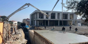 BULDAN OTOGAR İNŞAATINDA SONA YAKLAŞILIYOR DENİZLİ BÜYÜKŞEHİR BELEDİYESİ TARAFINDAN ÇOK YÖNLÜ OTO SANTRAL GARAJININ ÇALIŞMALARI HIZLA DEVAM EDİYOR