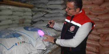 ORDU'DA GÜBRE BAYİLERİNE 'SAHTE GÜBRE' DENETİMİ İL TARIM VE ORMAN MÜDÜRÜ YILMAZ: "2024 YILINDA 649 BAYİ DENETLENDİ, 6 FİRMAYA İDARİ YAPTIRIM UYGULANDI"