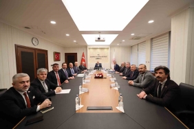 ATO BAŞKANI BARAN BAŞKANLIĞINDAKİ HEYET, BAKAN IŞIKHAN’I ZİYARET ETTİ