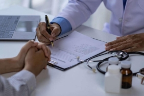 doktor-muayene-getty-2226770