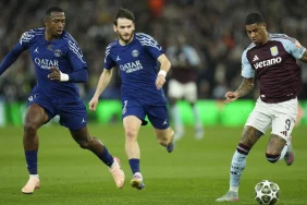 defne-joy-foster-374-czye