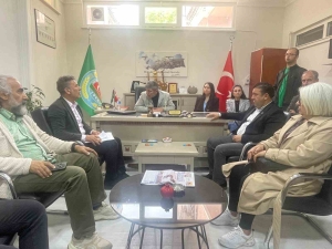 CHP'Lİ SARIBAL: "ZORUNLU TARIM SİGORTASI HAYATA GEÇİRİLMELİ" SARIBAL, ZİRAİ DON VE FIRTINA GİBİ CİDDİ ZARARLARA KARŞI ÇİFTÇİNİN GÜVENCESİ OLACAK 2 TRİLYON LİRA PARA TOPLANABİLECEĞİNİ İFADE ETTİ.
