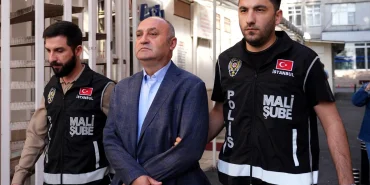 683020cf5be4e602__w1200xh765