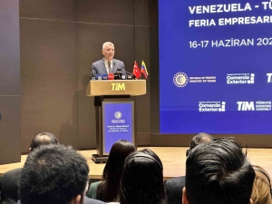 TÜRKİYE İLE VENEZUELA ARASINDA TİCARET HACMİ HEDEFİ 3 MİLYAR DOLAR