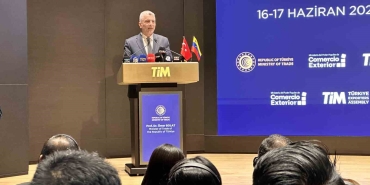 TÜRKİYE İLE VENEZUELA ARASINDA TİCARET HACMİ HEDEFİ 3 MİLYAR DOLAR