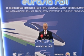 bakan-uraloglu-demir-yolu-sadece-ulasim-degil-kalkinmanin-temel-tasidir-V6FvSAgk.jpeg