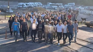 maden-iscileri-zonguldak-ve-bartinda-zam-teklifini-protesto-etti-Hx5P5GBx.jpg