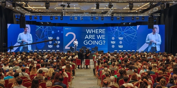 Zack Kass: İnsan zekâsı gibi makineler dönemi başladı