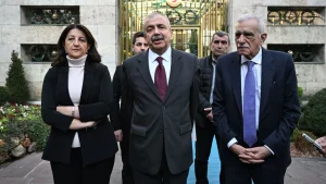 DEM PARTİ HEYETİ YENİDEN İMRALI YOLUNDA
