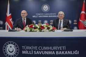 Türkiye ve İngiltere Arasında Eurofighter Typhoon Mutabakatı İmzalandı