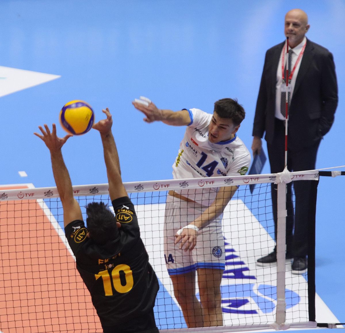 arkas spordan gokcen yuksele veda 0 zAkbY7AB