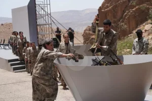 tarihi-gun-pkk-silahlari-yakti-iste-ilk-goruntuler-pHOmN5xm.jpg