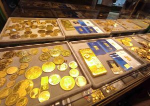 ALTIN FİYATLARI SON ÜÇ HAFTANIN EN DÜŞÜK SEVİYESİNE GERİLEDİ
