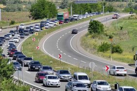 KARABÜK'TE TRAFİĞE KAYITLI ARAÇ SAYISI 83 BİN 257 OLDU