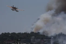 Çanakkale’de Orman Yangını Rüzgarla Büyüdü: Tahliyeler Devam Ediyor 8 6899d845c9ac7585__w1200xh840
