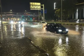 İstanbul’da Gece Yağmuruyla Hava Sıcaklıkları Düşüyor 15 İstanbul’da Gece Yağmuruyla Hava Sıcaklıkları Düşüyor