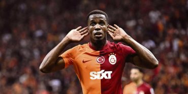 WILFRIED ZAHA’DAN GALATASARAY’A SERT ÇIKIŞ