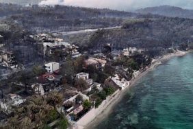 Çanakkale yangınında Güzelyalı villaları kül oldu 6 canakkale-guzelyalidaki-yanginda-villalar-kul-oldu-poster