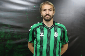 CANER ERKİN’DEN SEZONA OLAYLI BAŞLANGIÇ 13 caner-erkin-resmen-sakaryasporda-1