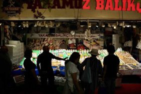 İSTANBUL’DA BALIK SEZONU HAMSİ VE İSTAVRİT BOLLUĞUYLA BAŞLADI