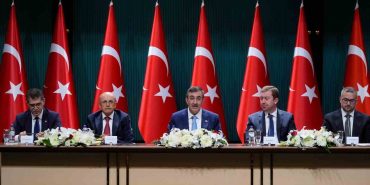 CUMHURBAŞKANI YARDIMCISI YILMAZ: "ENFLASYONU DÜŞÜRDÜKÇE BÜYÜME POTANSİYELİMİZ YUKARI TAŞINACAK"