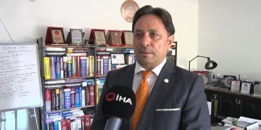 UZMANI AÇIKLADI: 'TES İLE BİRLİKTE KIDEM TAZMİNATININ KALDIRILACAĞI' HABERLERİ GERÇEĞİ YANSITMIYOR "KIDEM TAZMİNATINA ASLA BİR ŞEY OLMAYACAK. KAZANILMIŞ BİR HAK OLAN KIDEM TAZMİNATINA DOKUNULMASI ORTADAN KALDIRILMASI KESİNLİKLE SÖZ KONUSU OLMAYACAK" "30 HAZİRAN 2026 YILINDA YÜRÜRLÜĞE GİRMESİ HEDEFLENMEKTE"