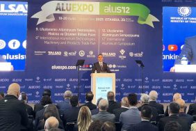 BAKAN KACIR: "SANAYİDE İSTİHDAMI 6 MİLYON 700 BİNE YÜKSELTTİK" "ALÜMİNYUM SEKTÖRÜNÜN İLK 7 AYLIK İHRACATI GEÇEN YILA GÖRE YÜZDE 7,7 ARTARAK, 3,2 MİLYAR DOLARA ULAŞTI" "ALÜMİNYUM ÇUBUK VE PROFİL İHRACATINDA DÜNYADA ÜÇÜNCÜ, AVRUPA'DA İKİNCİ SIRADAYIZ"