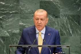 CUMHURBAŞKANI ERDOĞAN FOX NEWS’E KONUŞTU: “GAZZE’DEKİLER DÖRT DÖRTLÜK BİR SOYKIRIMDIR” 8 erdogan-gazzede-yasananlar-dort-dortluk-soykirimdir-6mfj