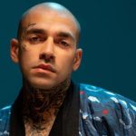 DERİN TALU, HAVALİMANINDA ŞIK BİR GÖRÜNÜMLE GÖZ KAMAŞTIRDI: BİKİNİ VE PAREO ŞIKLIĞIYLE TATİL MODASI KONUŞULUYOR 1 thumbnail
