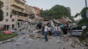 6898d5f5f35da803738e9d0f