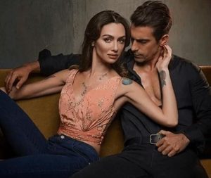 ibrahim-celikkol-ve-birce-akalay-k2m4