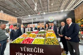 YÜREĞİR ZİRAAT ODASI 18. TARIM FUARI’NDA ÇUKUROVA’NIN BEREKETİNİ TANITTI