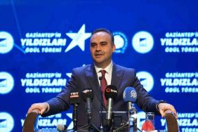 BAKAN KACIR: "23 YIL ÖNCE 36 MİLYAR DOLAR OLAN YILLIK ÜRÜN İHRACATIMIZ 270,6 MİLYAR DOLARA ÇIKTI" SANAYİ VE TEKNOLOJİ BAKANI MEHMET FATİH KACIR, GAZİANTEP'İN YILDIZLARI ÖDÜL TÖRENİNE KATILDI GSO GAZİANTEP'İN YILDIZLARI ÖDÜL TÖRENİ YAPILDI